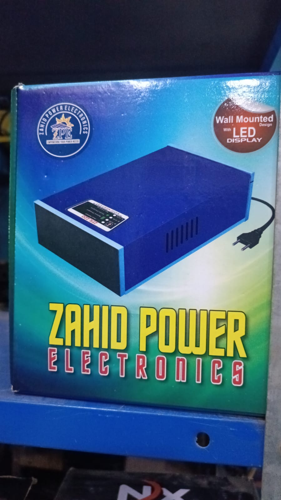 Battery charger 